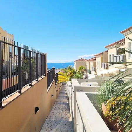 Lovely With Big Sunny Terrace Эль-Пальмар