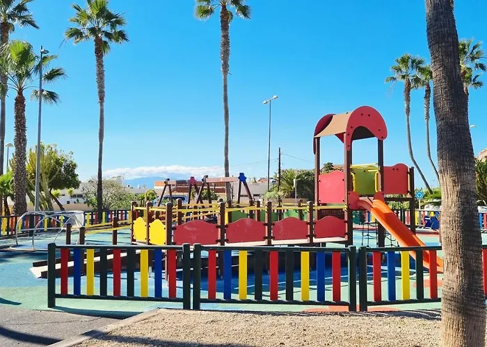 Lägenhet Lovely With Big Sunny Terrace