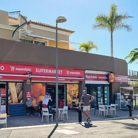 Lovely With Big Sunny Terrace Apartment