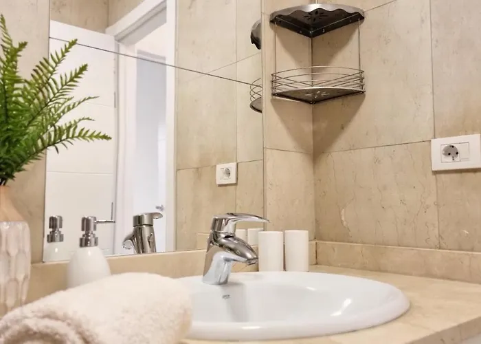 Lovely With Big Sunny Terrace 아파트 팔름-마르