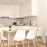 Lovely With Big Sunny Terrace Apartamento *
